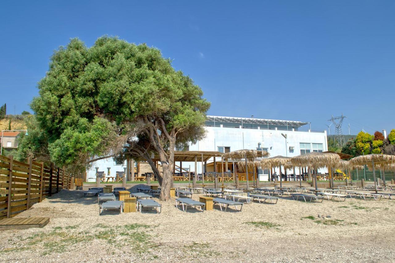 Epipleon Luxury Suites -106- Δωμάτιο 40Τμ Με Βεράντα 45Τμ Μπροστά Στην Θάλασσα Nafpaktos Ngoại thất bức ảnh