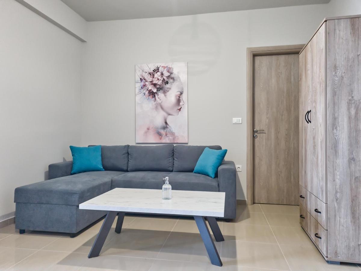 Epipleon Luxury Suites -106- Δωμάτιο 40Τμ Με Βεράντα 45Τμ Μπροστά Στην Θάλασσα Nafpaktos Ngoại thất bức ảnh