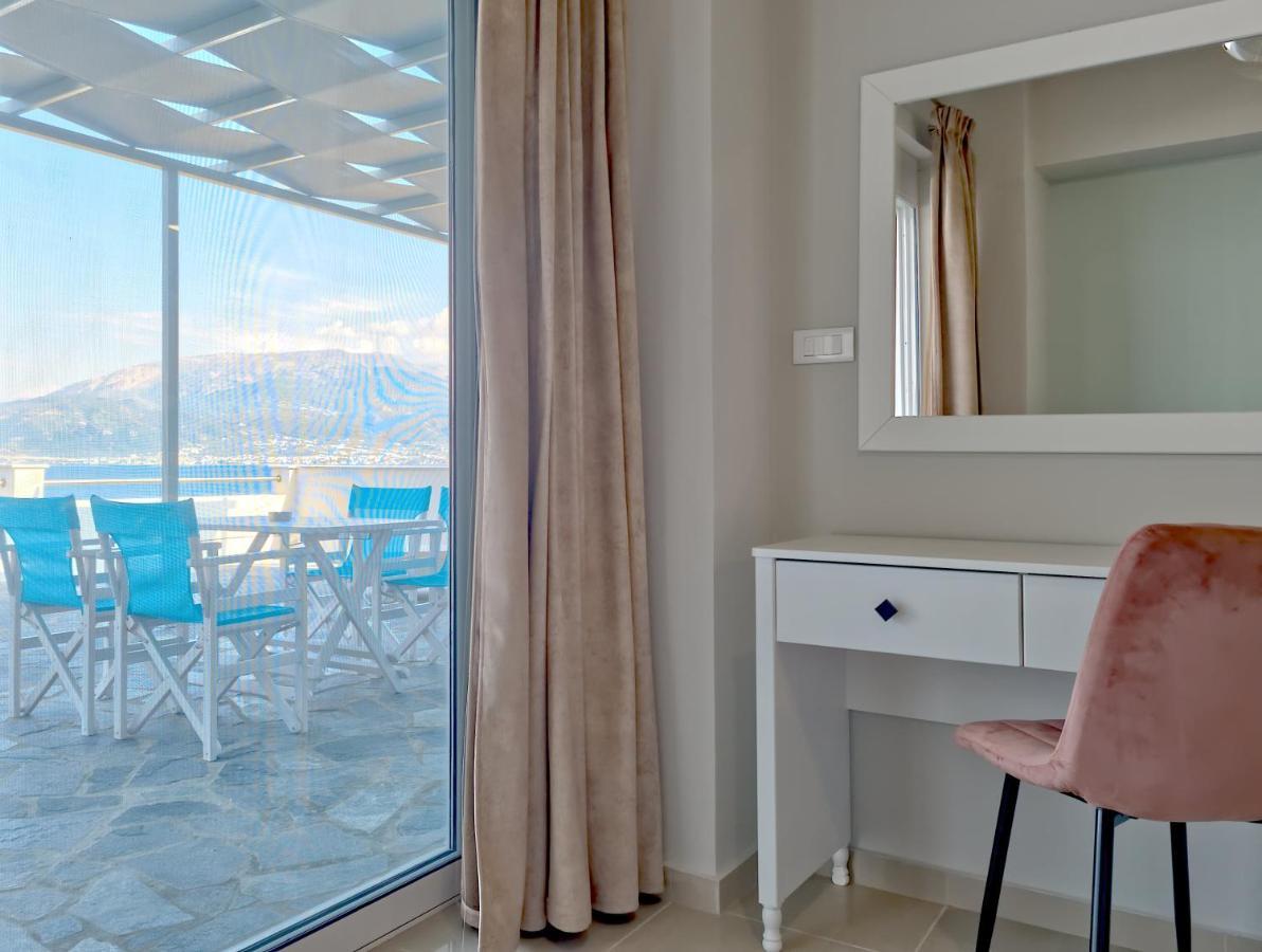 Epipleon Luxury Suites -106- Δωμάτιο 40Τμ Με Βεράντα 45Τμ Μπροστά Στην Θάλασσα Nafpaktos Ngoại thất bức ảnh
